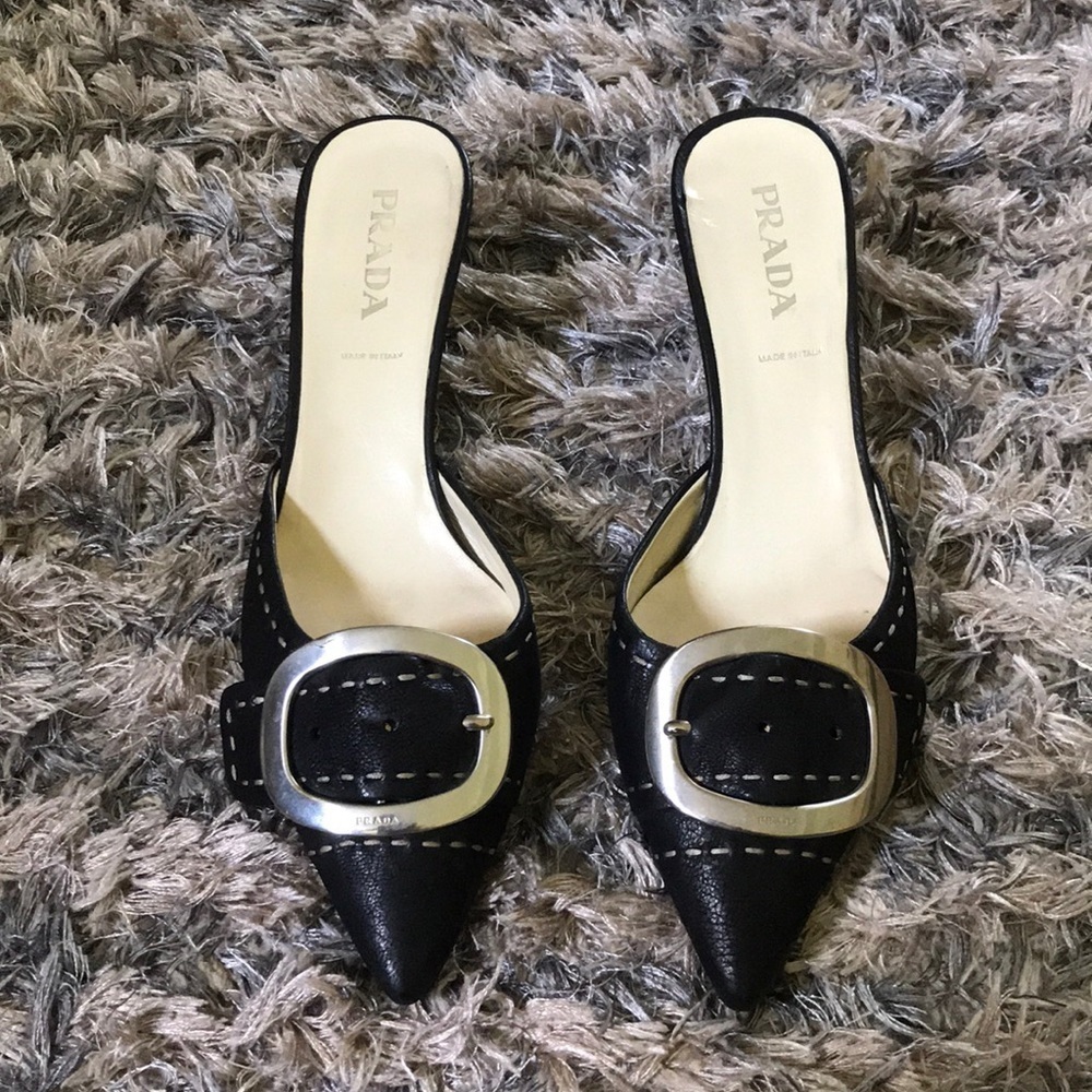 Prada Black Leather Buckle Mules White Contrast Stitch Kitten Heel 35.5 - Picture 2 of 7